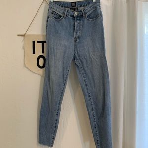 BDG skim straight jeans